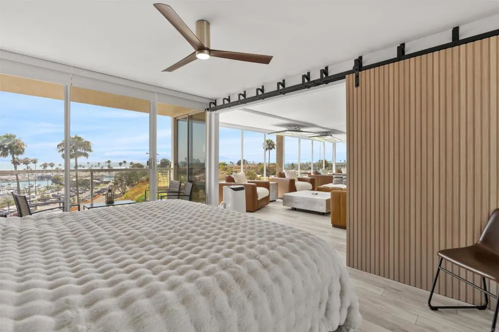 1200 Harbor Drive #4B Oceanside, CA 92054