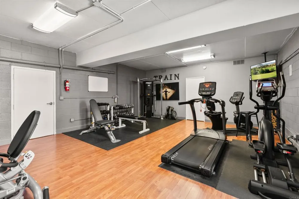 1200 Harbor Drive #4B Oceanside, CA 92054