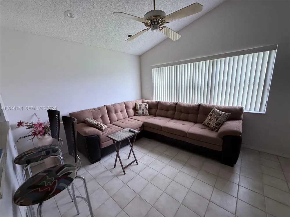 11185 Rios Rd Boca Raton, FL 33498