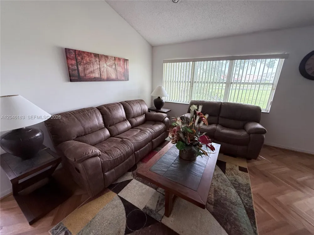11185 Rios Rd Boca Raton, FL 33498