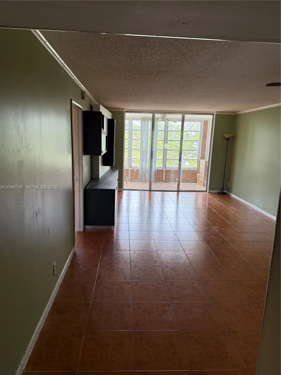 3001 NW 48th Ave #444 Lauderdale Lakes, FL 33313