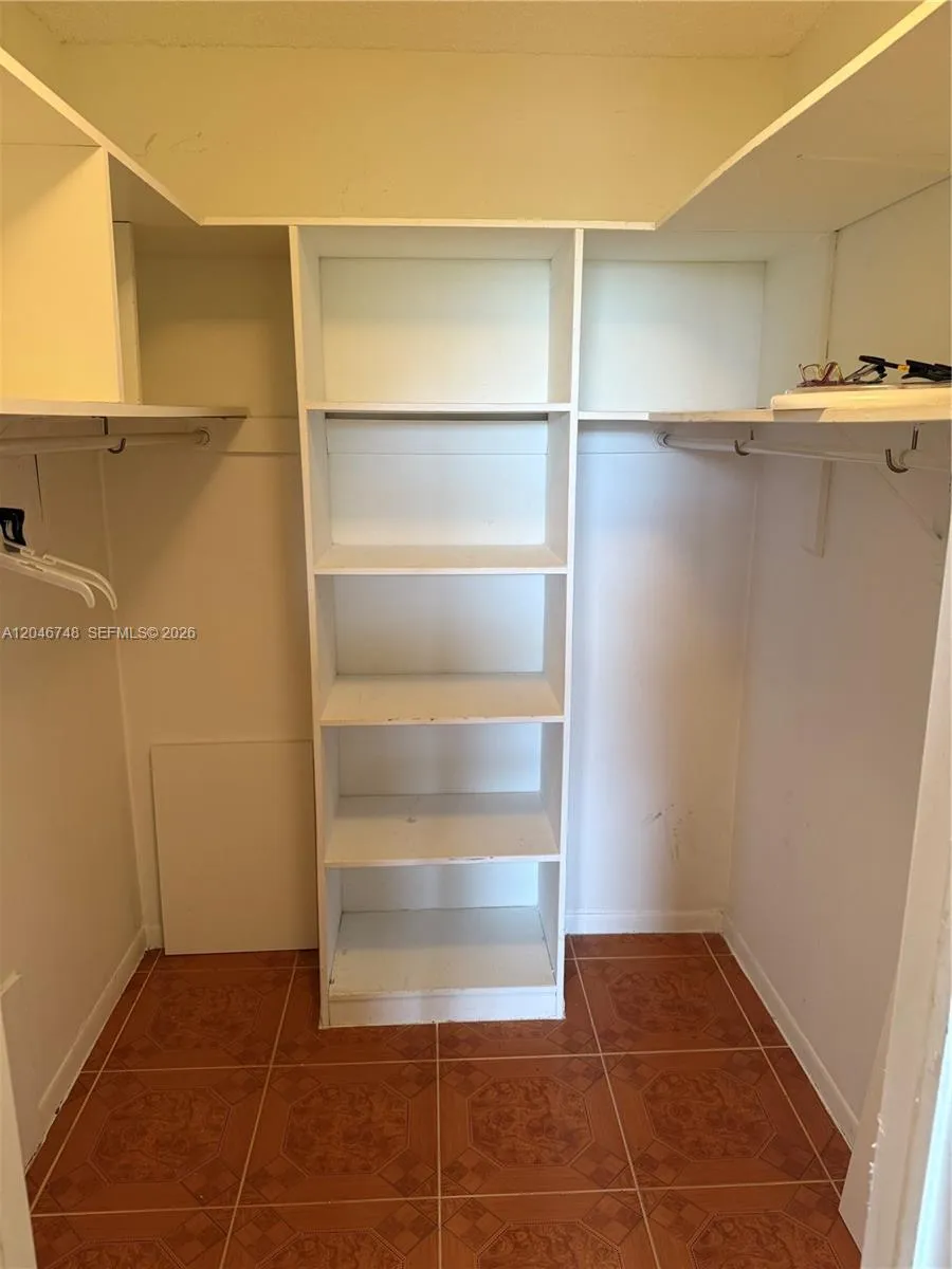 3001 NW 48th Ave #444 Lauderdale Lakes, FL 33313