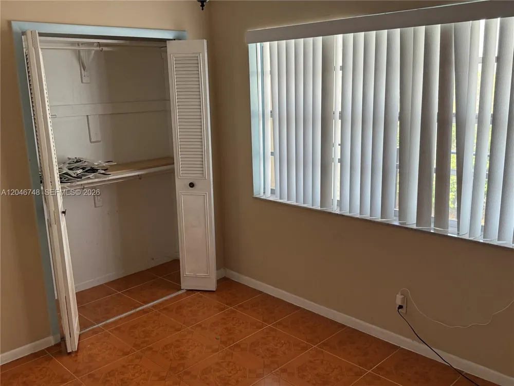 3001 NW 48th Ave #444 Lauderdale Lakes, FL 33313
