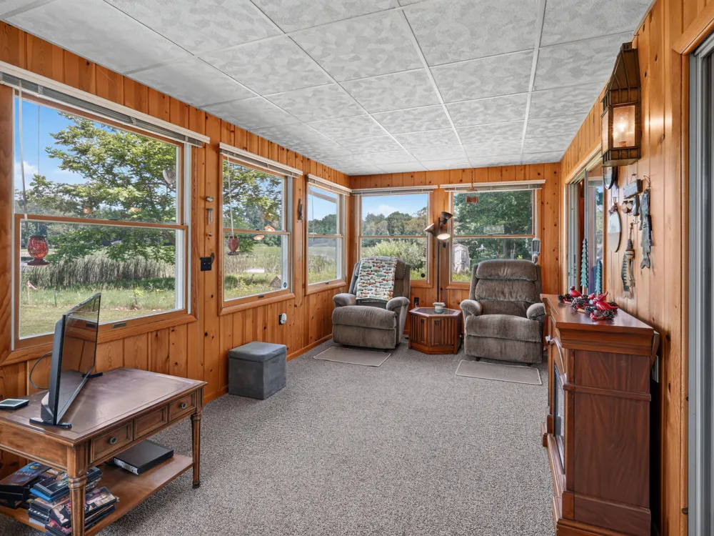 10041 Birch Drive Riverdale, MI 48877