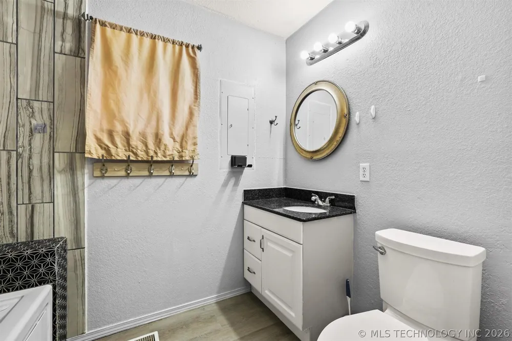 1901 1st Durant, OK 74701