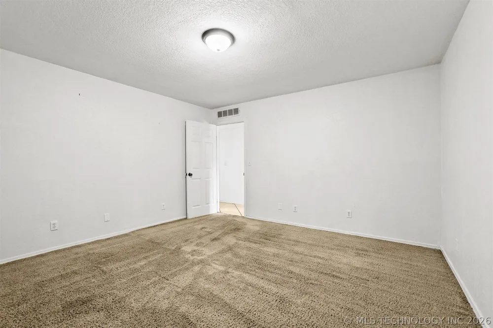 1901 1st Durant, OK 74701