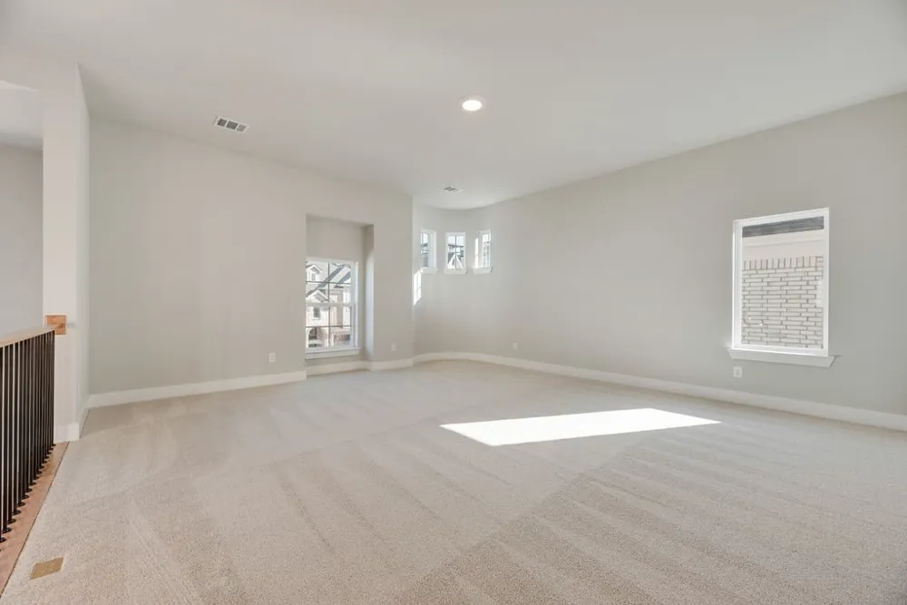 1525 Euclid Alley Corinth, TX 76208