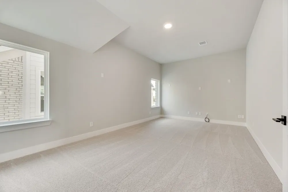 1525 Euclid Alley Corinth, TX 76208
