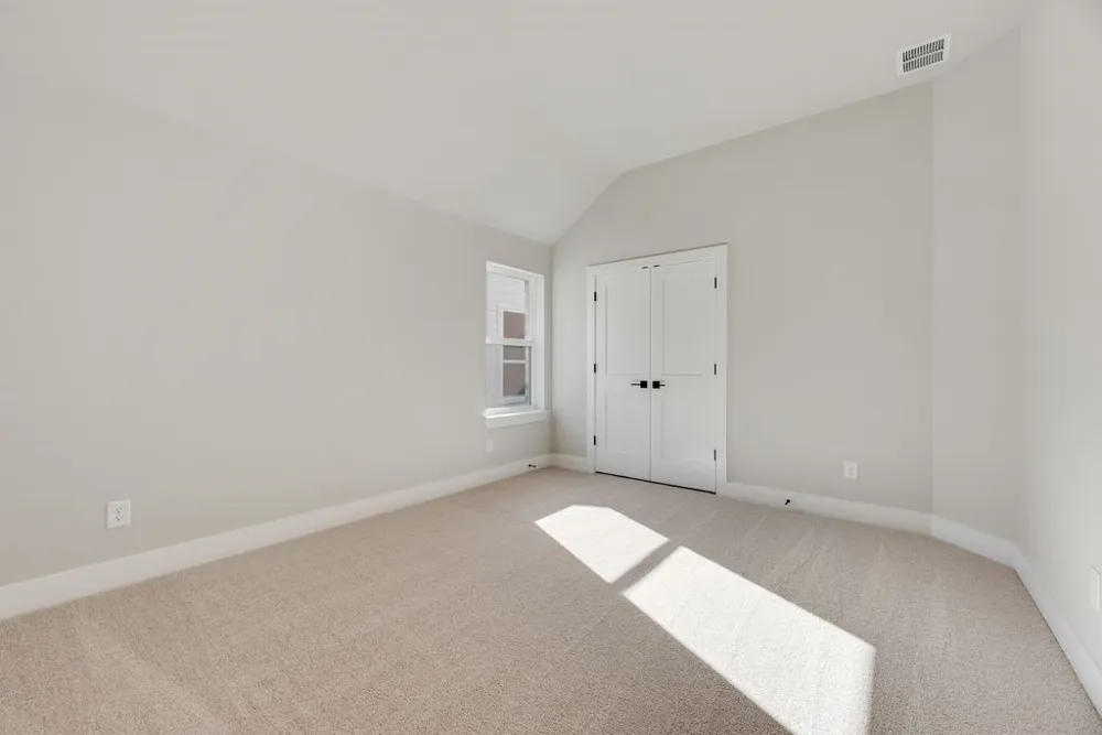 1525 Euclid Alley Corinth, TX 76208