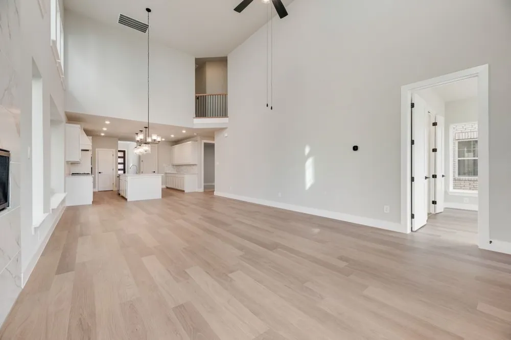 1525 Euclid Alley Corinth, TX 76208
