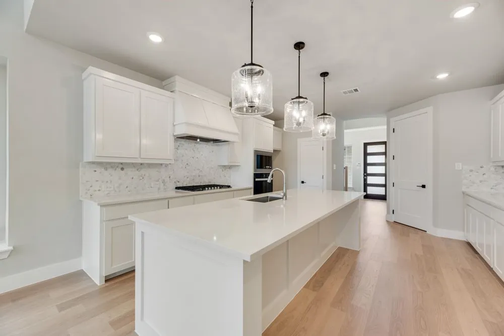 1525 Euclid Alley Corinth, TX 76208