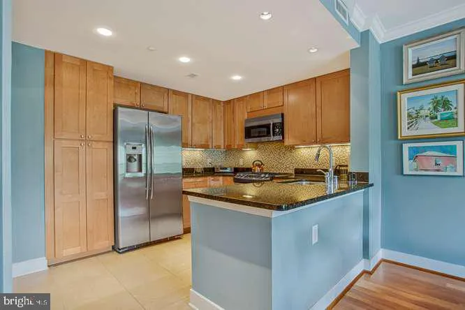 5 PARK PLACE #431 Annapolis, MD 21401