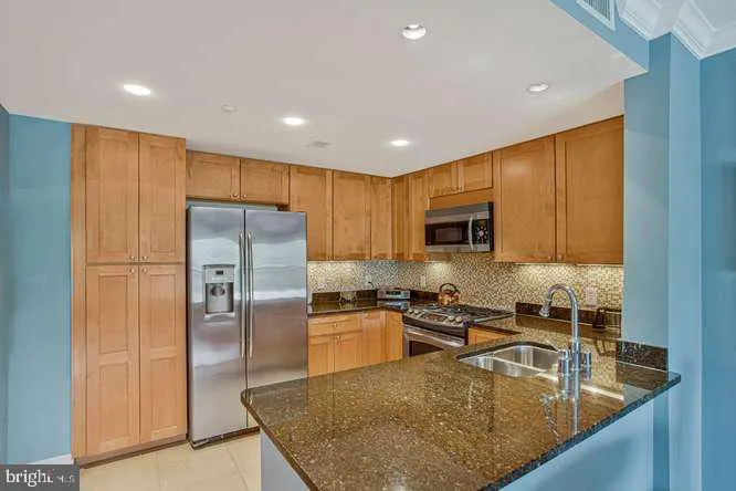 5 PARK PLACE #431 Annapolis, MD 21401
