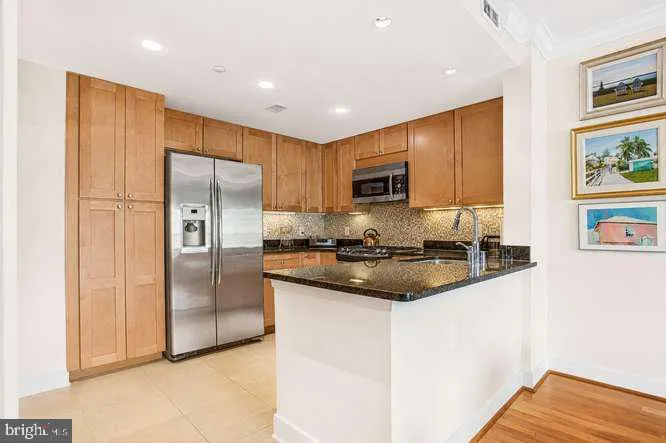 5 PARK PLACE #431 Annapolis, MD 21401
