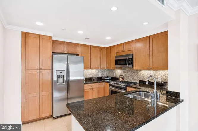 5 PARK PLACE #431 Annapolis, MD 21401
