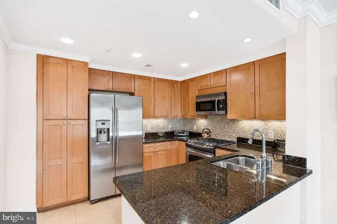 5 PARK PLACE #431 Annapolis, MD 21401