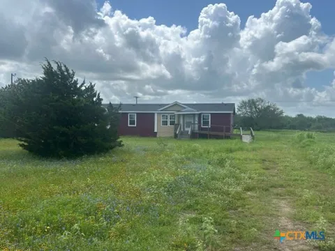268 W Oaks