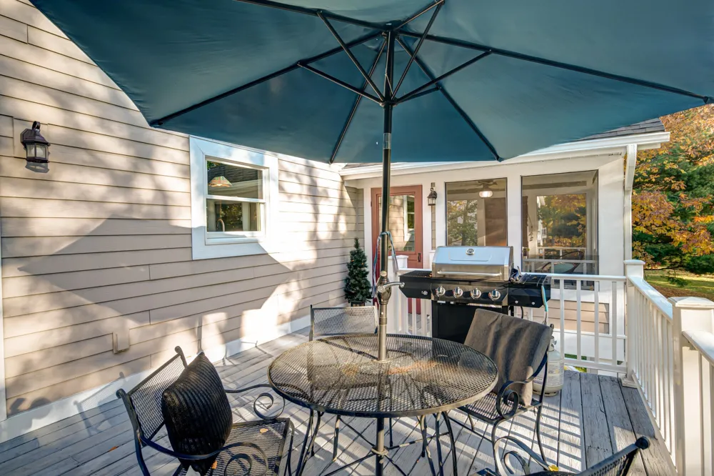 6436 Peregrin Court Peninsula Township, MI 49686