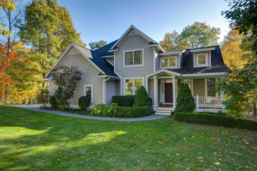 6436 Peregrin Court Peninsula Township, MI 49686