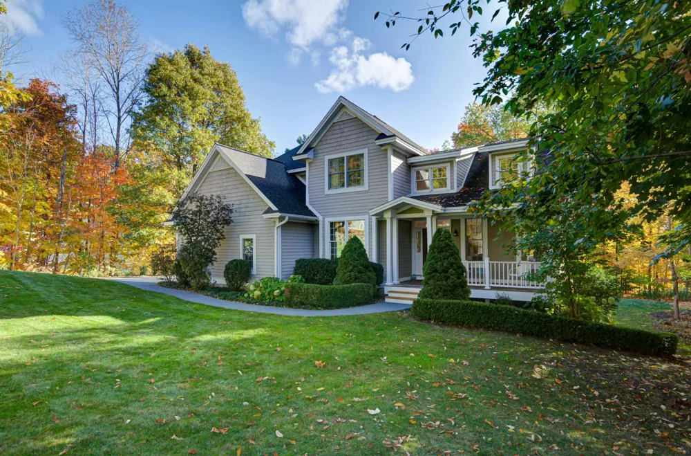 6436 Peregrin Court Peninsula Township, MI 49686