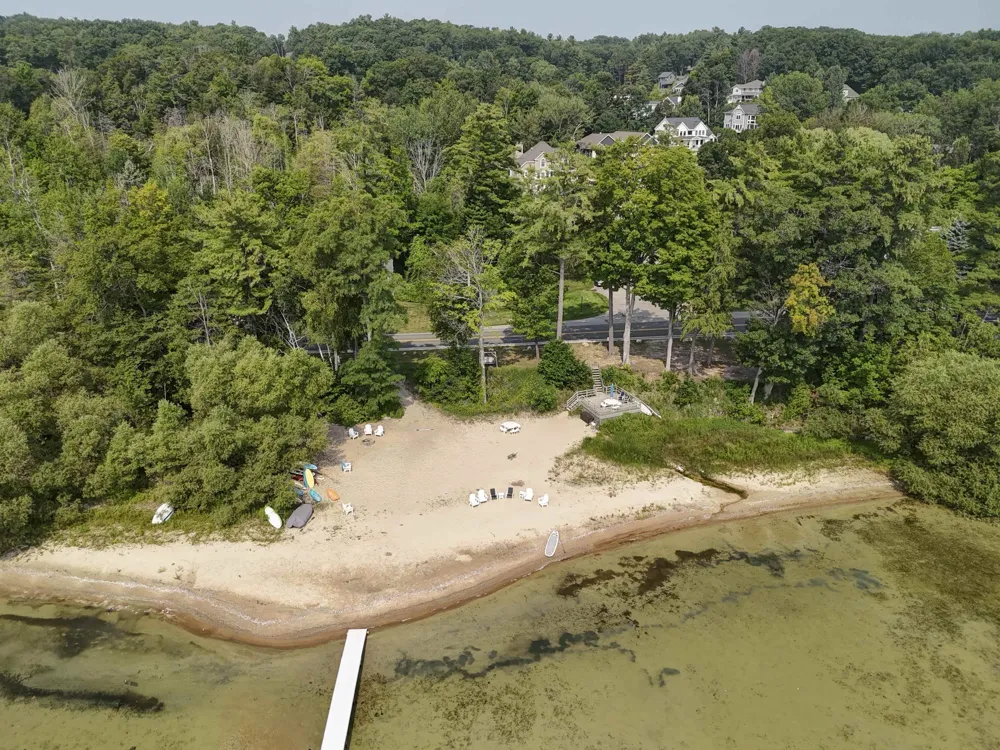 6436 Peregrin Court Peninsula Township, MI 49686
