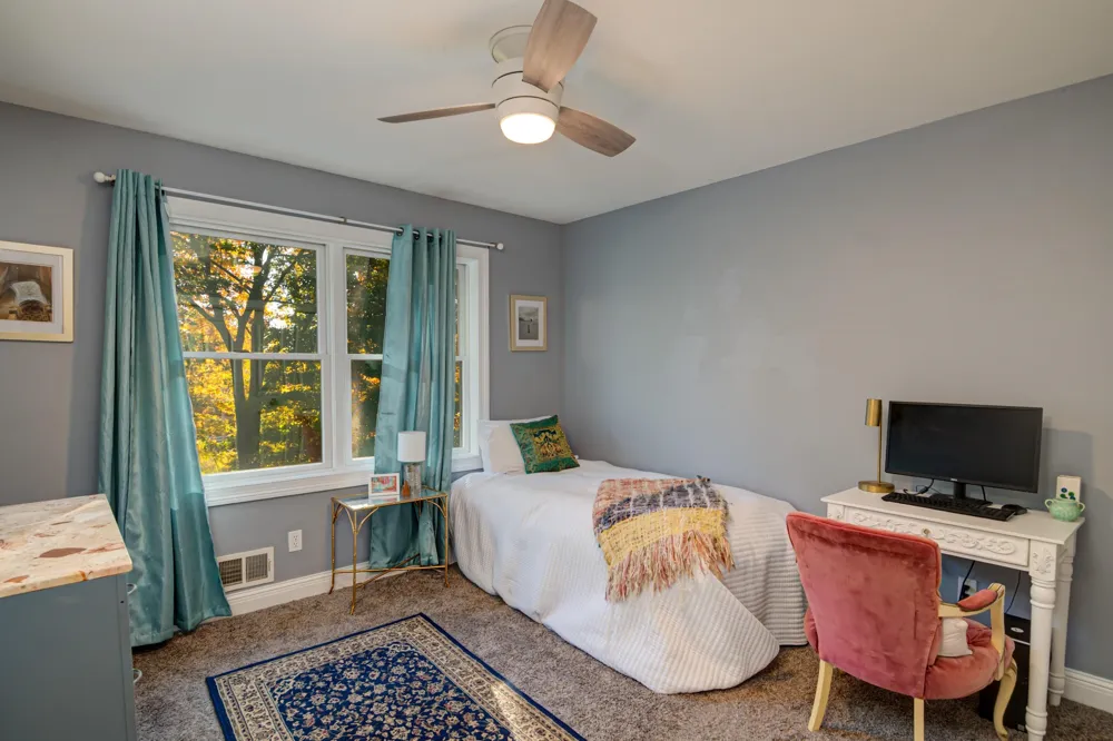 6436 Peregrin Court Peninsula Township, MI 49686