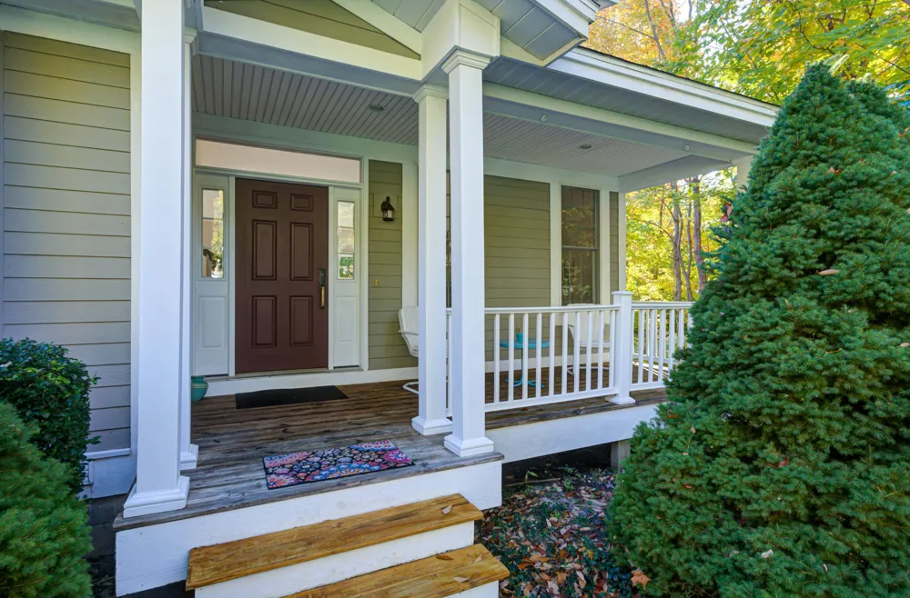 6436 Peregrin Court Peninsula Township, MI 49686