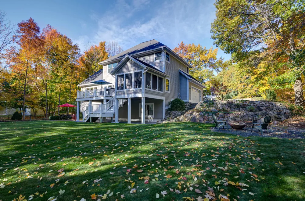 6436 Peregrin Court Peninsula Township, MI 49686