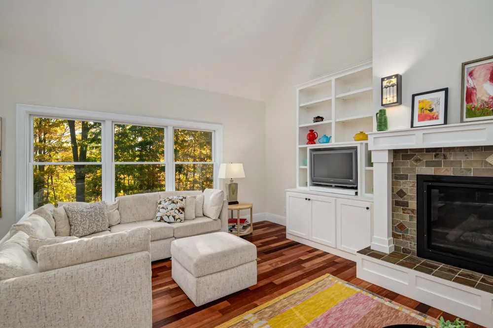 6436 Peregrin Court Peninsula Township, MI 49686
