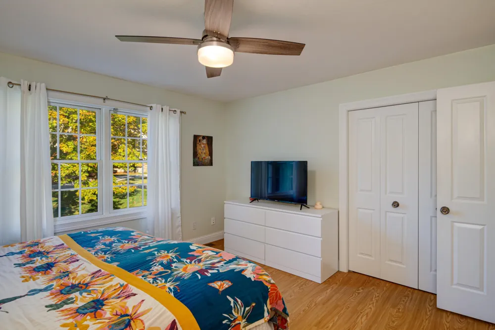 6436 Peregrin Court Peninsula Township, MI 49686