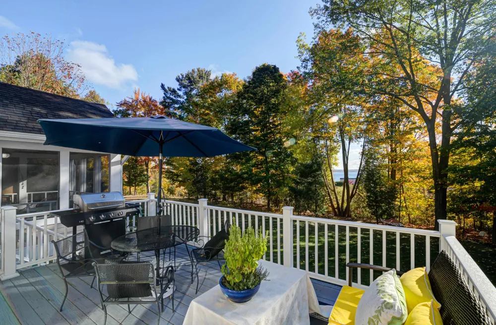6436 Peregrin Court Peninsula Township, MI 49686