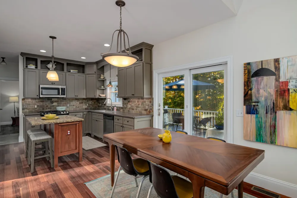 6436 Peregrin Court Peninsula Township, MI 49686