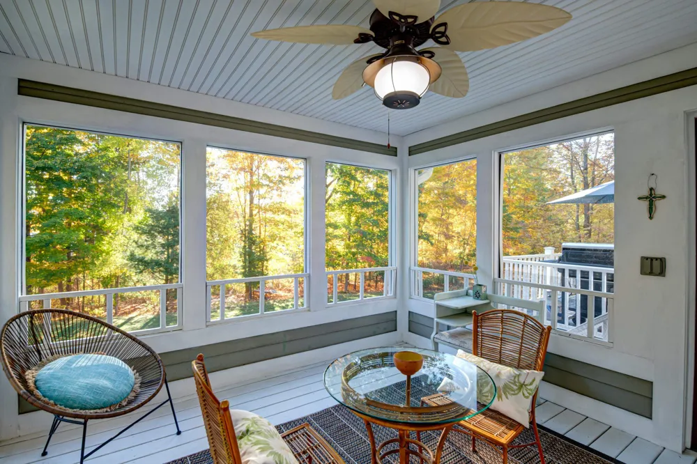 6436 Peregrin Court Peninsula Township, MI 49686