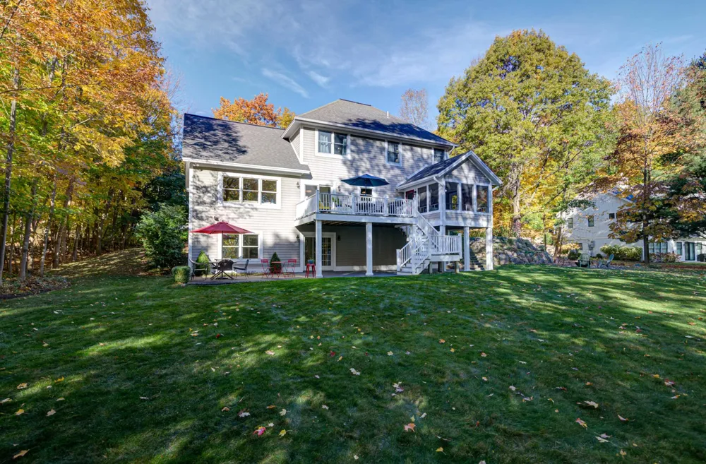 6436 Peregrin Court Peninsula Township, MI 49686