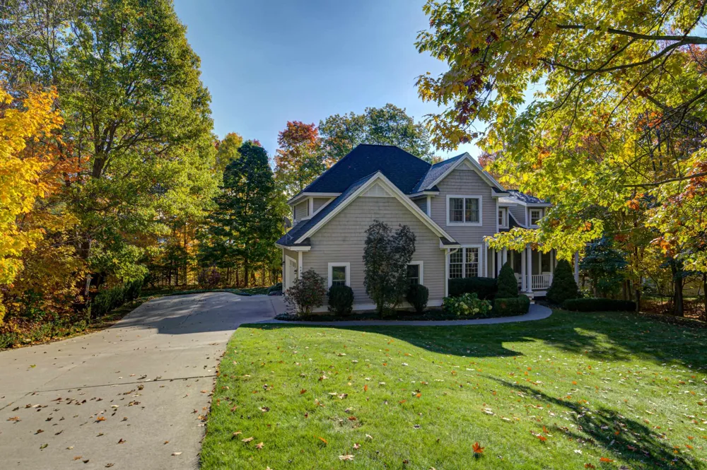 6436 Peregrin Court Peninsula Township, MI 49686