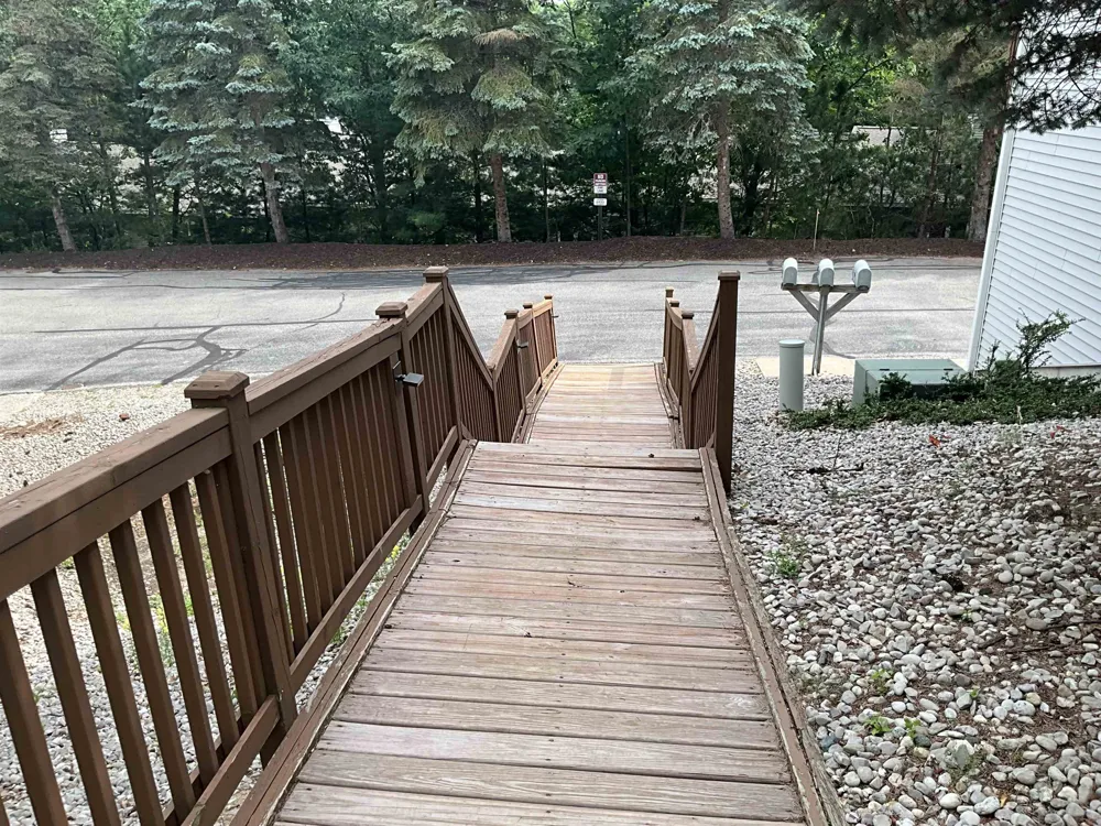 4003 Robin Hood Lane East Bay Township, MI 49686