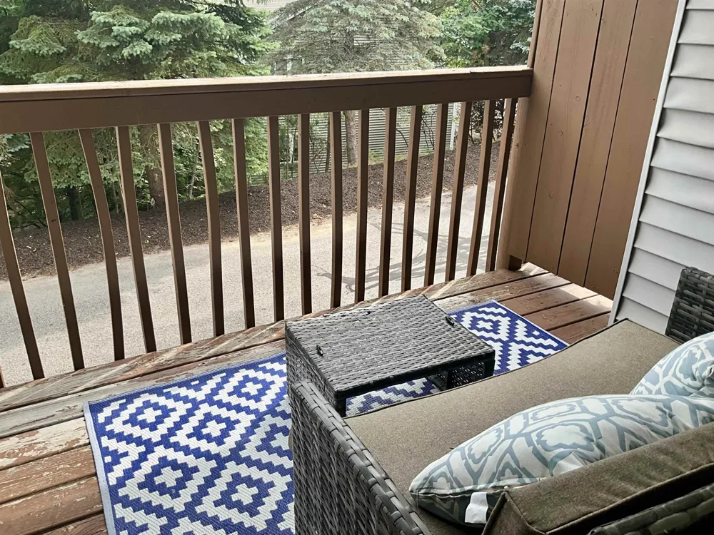 4003 Robin Hood Lane East Bay Township, MI 49686