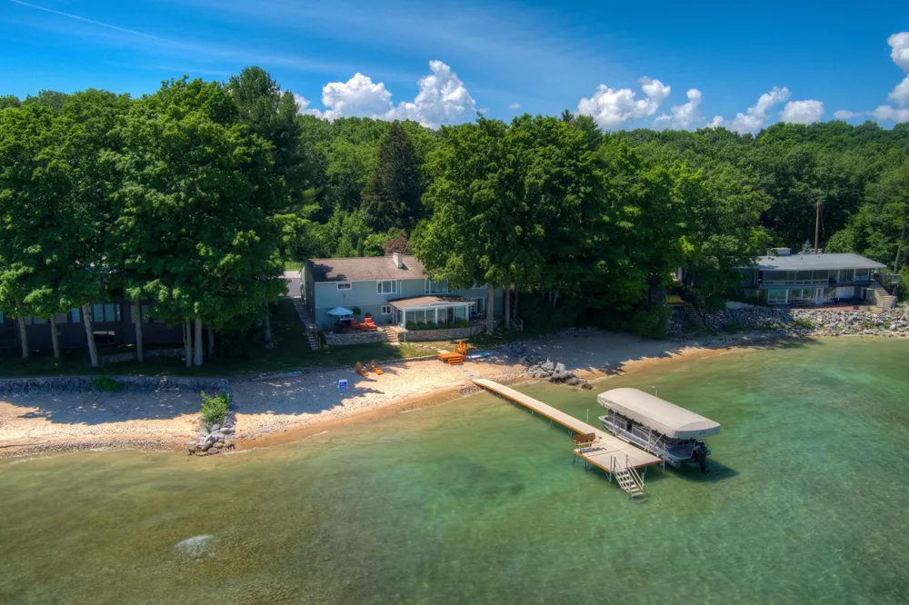 11711 S West Bay Shore Drive Elmwood Charter Township, MI 49684