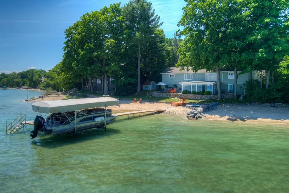 11711 S West Bay Shore Drive Elmwood Charter Township, MI 49684
