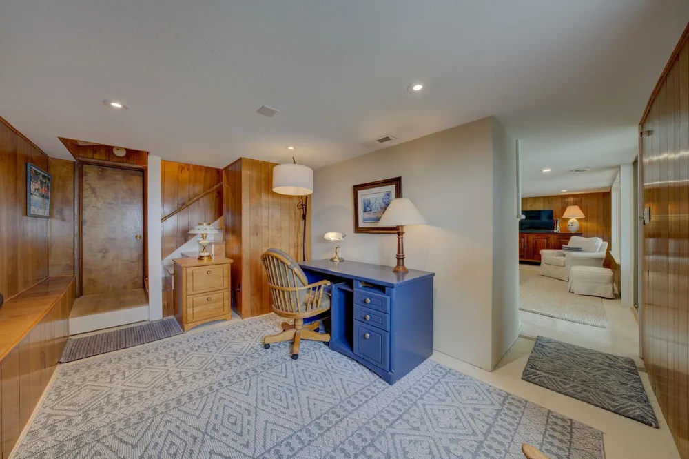 11711 S West Bay Shore Drive Elmwood Charter Township, MI 49684