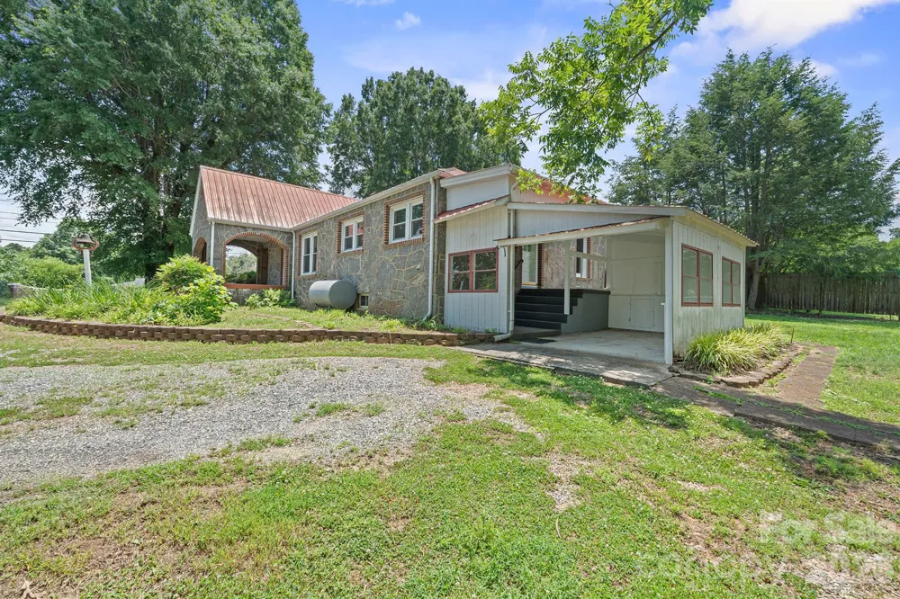 3219 US 70 Highway E Morganton, NC 28655
