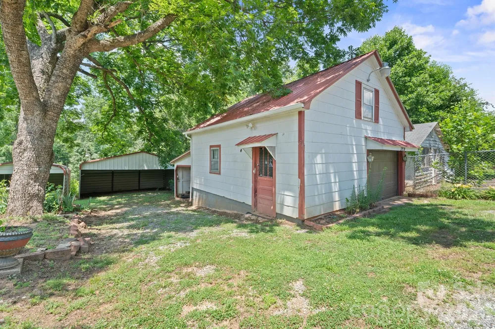 3219 US 70 Highway E Morganton, NC 28655