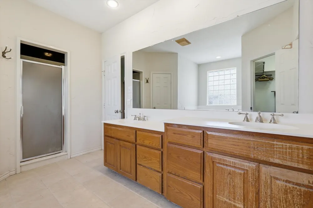 12190 Bell Road Pilot Point, TX 76258