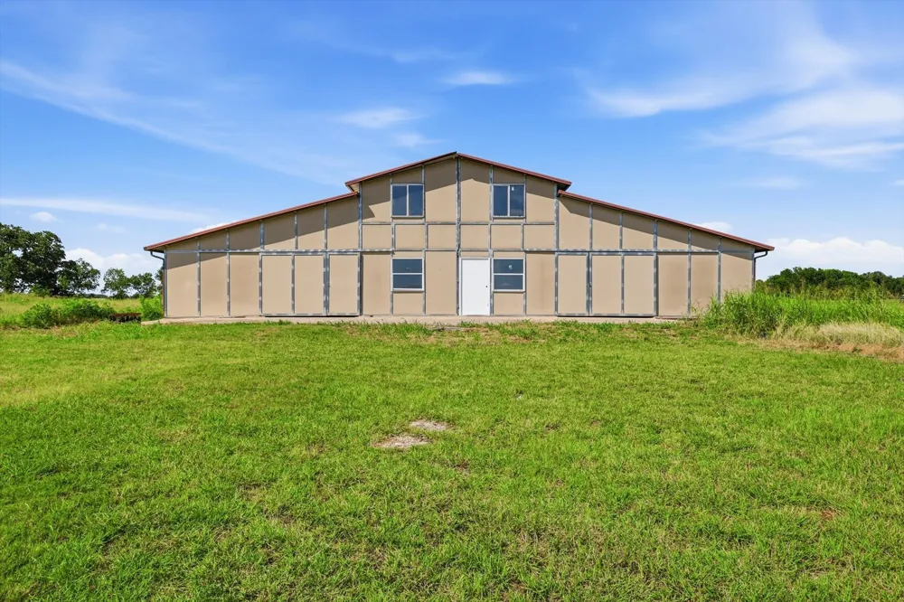 12190 Bell Road Pilot Point, TX 76258