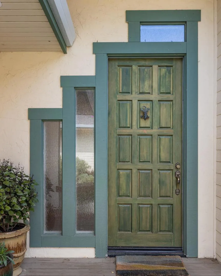 216 Vista Verde Carmel Valley, CA 93924