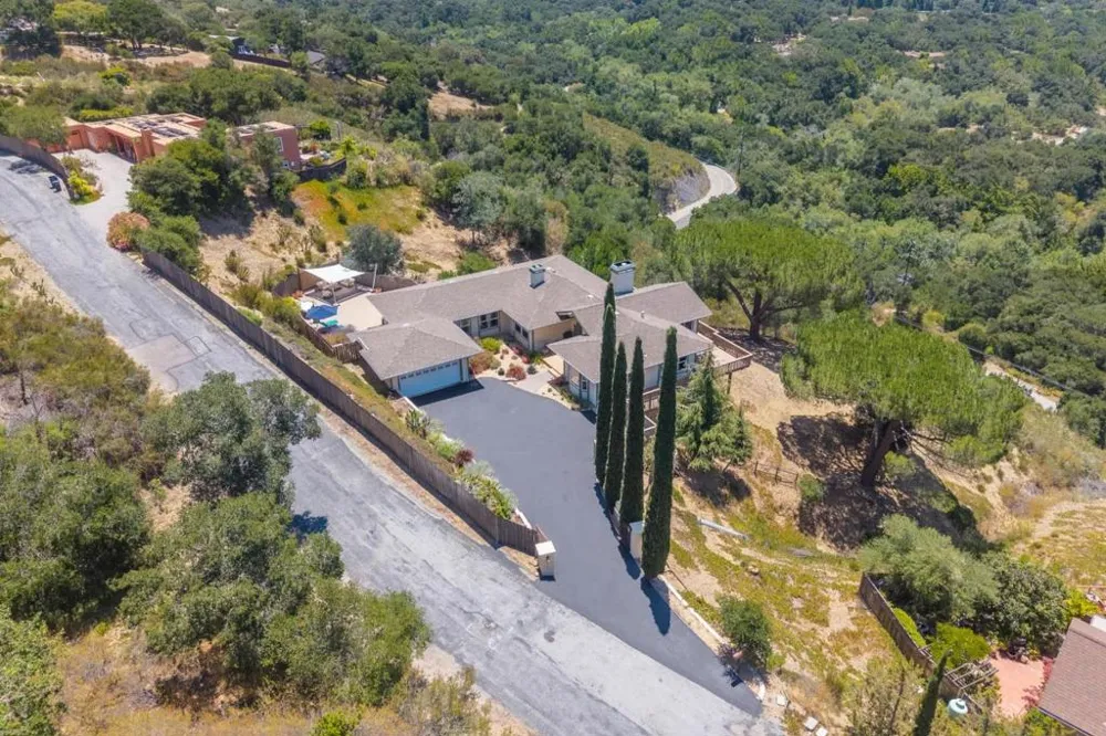 216 Vista Verde Carmel Valley, CA 93924