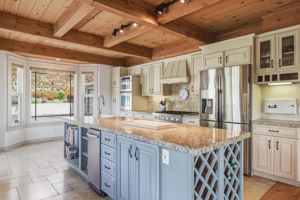 216 Vista Verde Carmel Valley, CA 93924