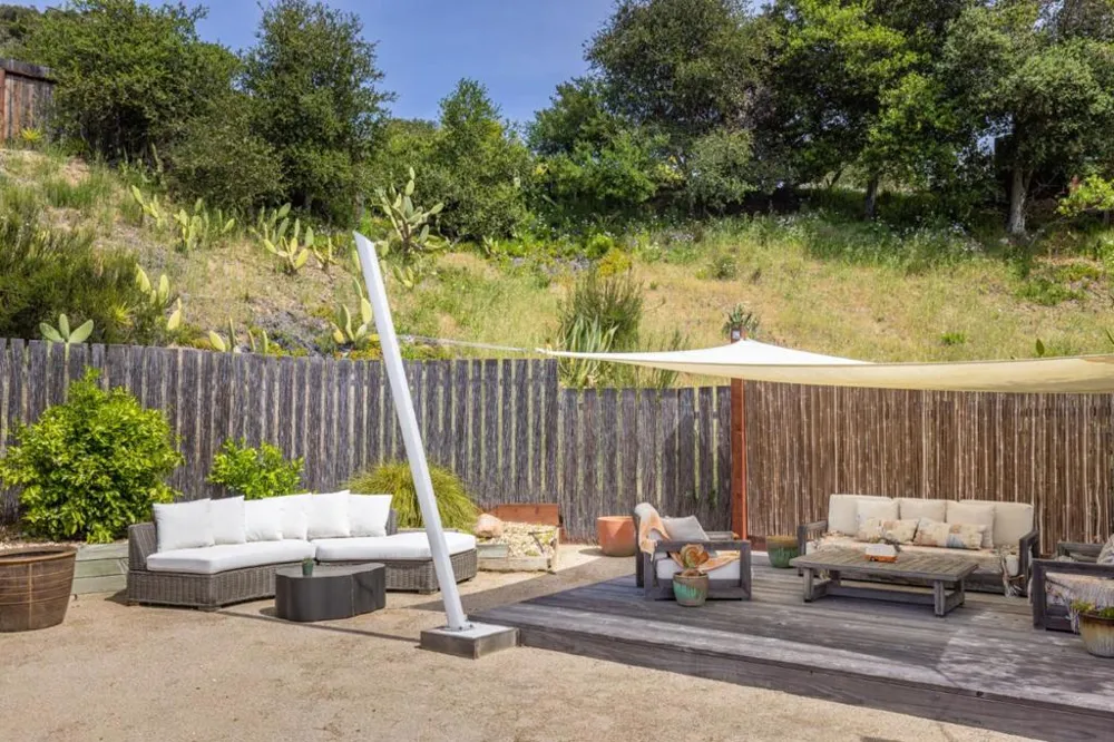216 Vista Verde Carmel Valley, CA 93924