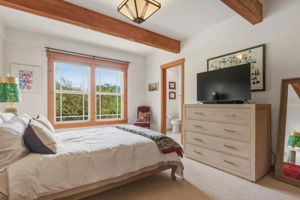 216 Vista Verde Carmel Valley, CA 93924