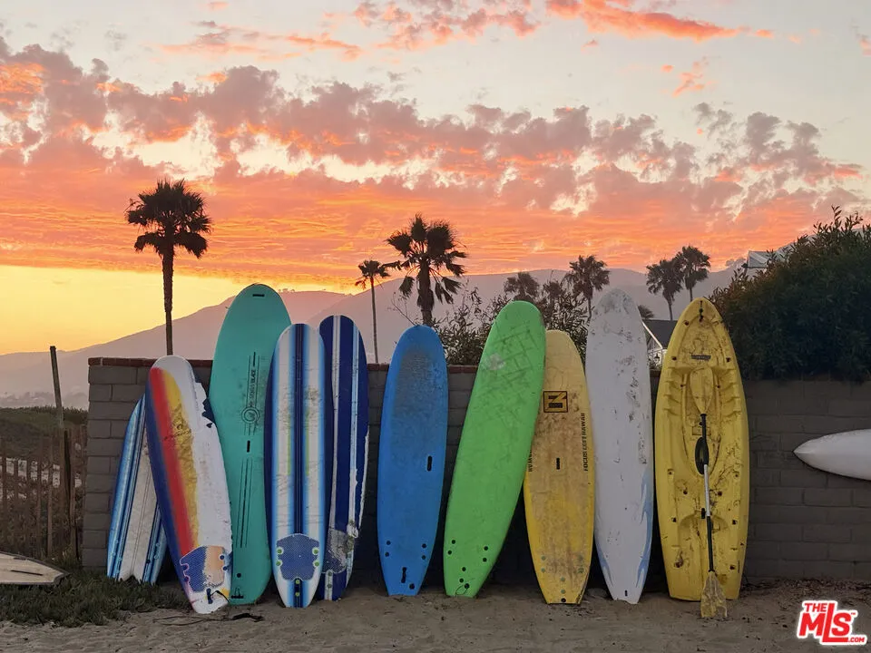 6208 Tapia Drive #A Malibu, CA 90265